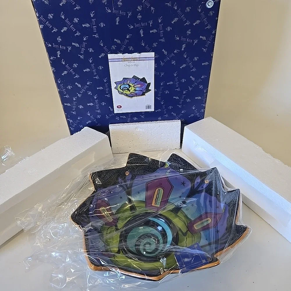 Terri Kern RCS SIGNEDAbstract Round Starry‎ Night Dip Candy Bowl Haunted House